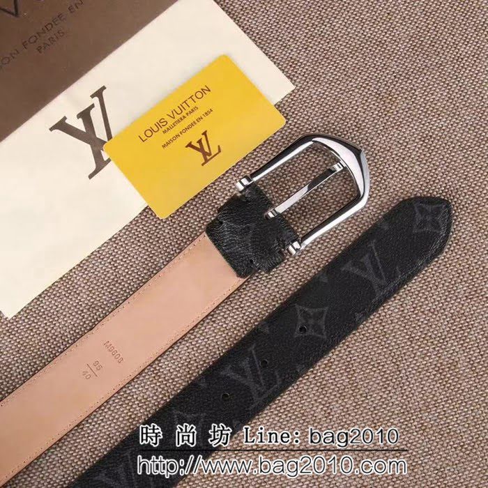 路易威登LV 全新Monogram Ecli se帆布 LV Initiales搭扣 男士皮帶 LHG1239